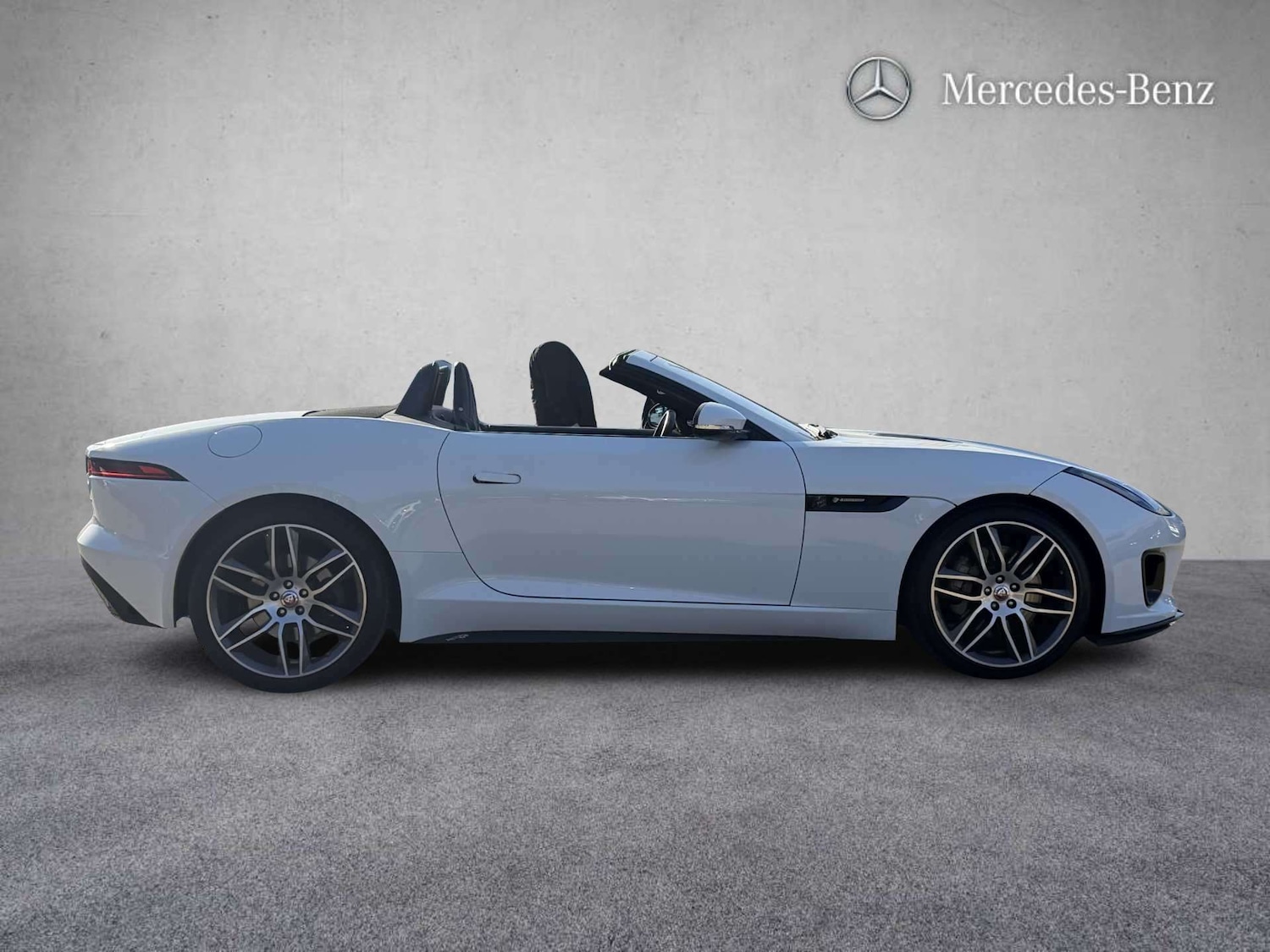 Used Jaguar F-Type 2019 for sale - 77741052: Photo 14
