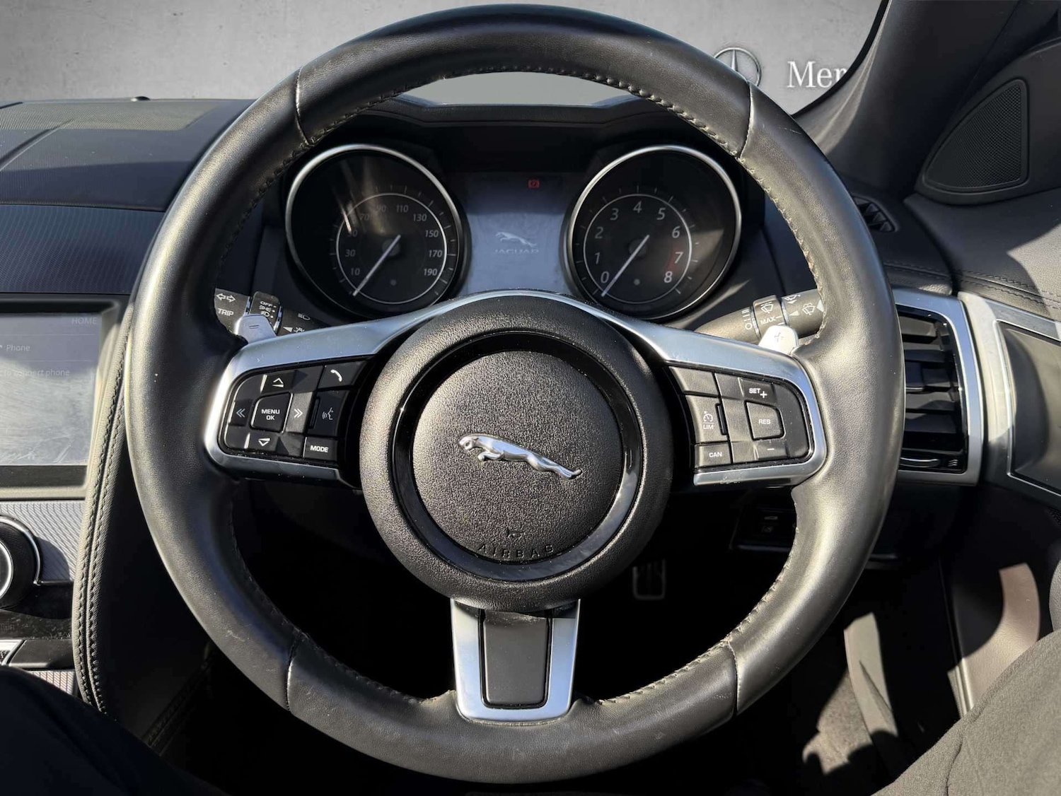 Used Jaguar F-Type 2019 for sale - 77741052: Photo 19