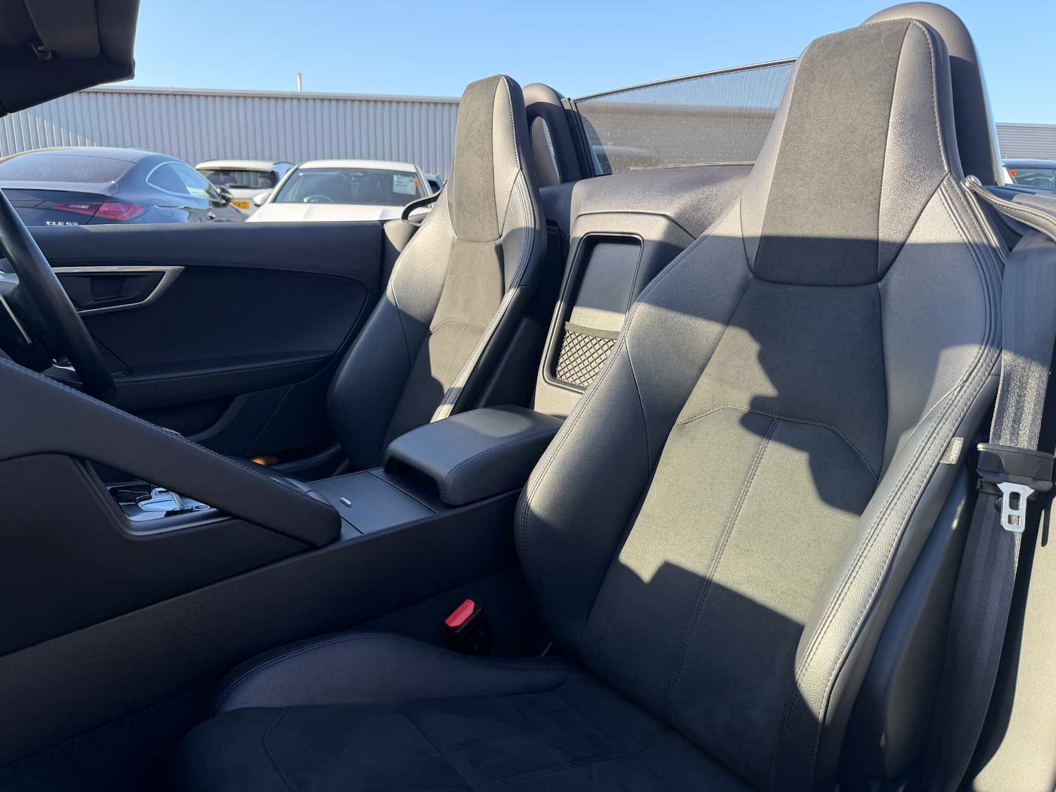 Used Jaguar F-Type 2019 for sale - 77741052: Photo 35