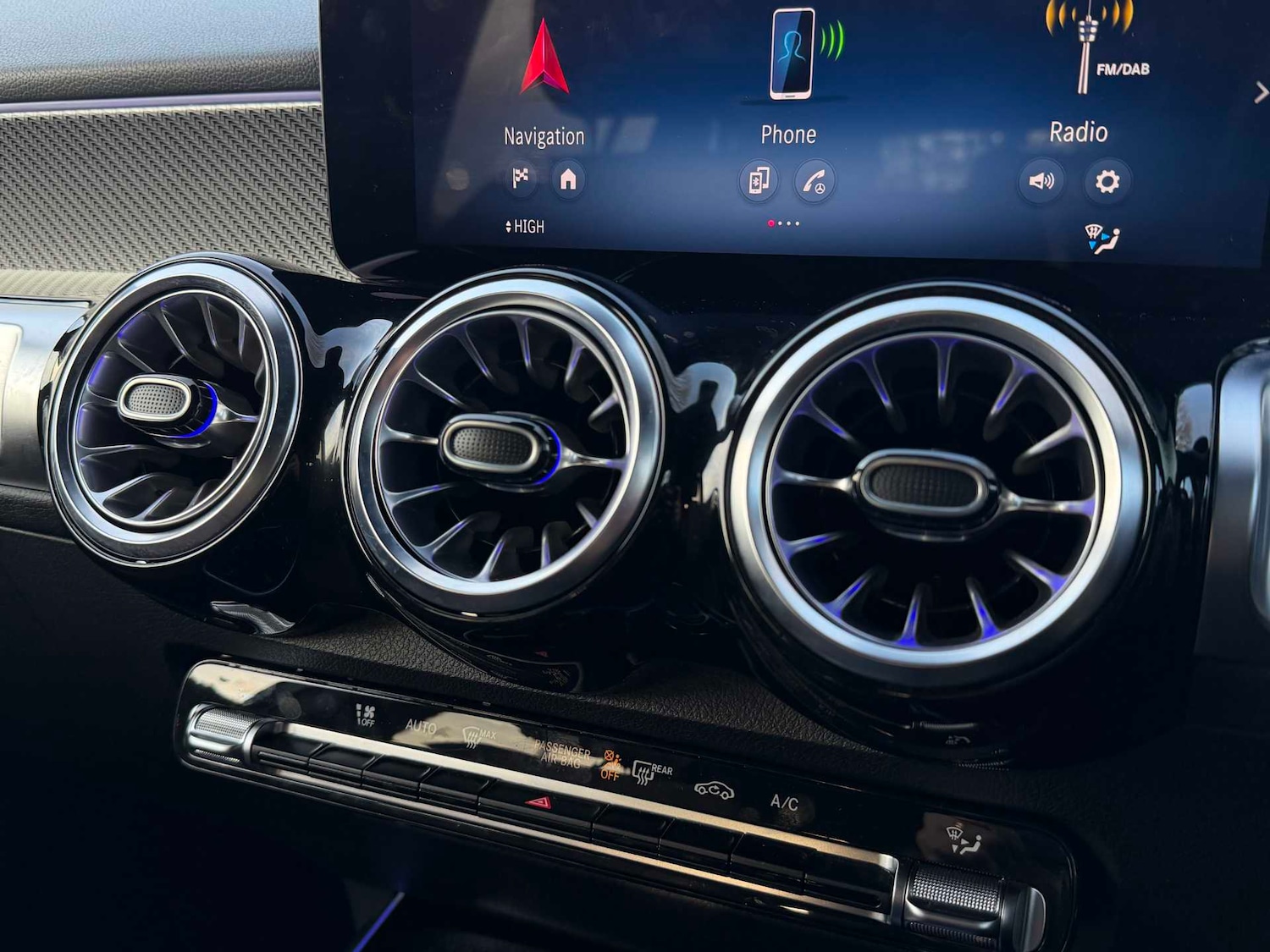 Used Mercedes-Benz GLB 2025 for sale - 77348163: Photo 31