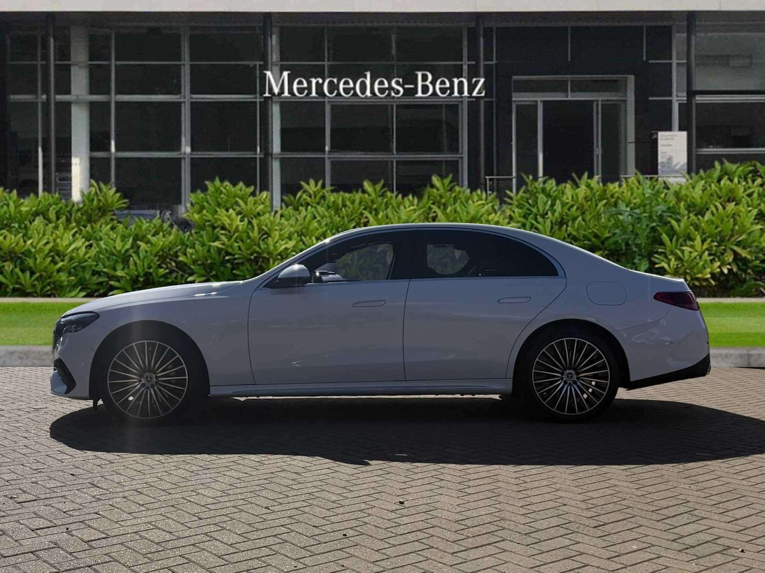 Used Mercedes-Benz E Class 2024 for sale - 75931055: Photo 8