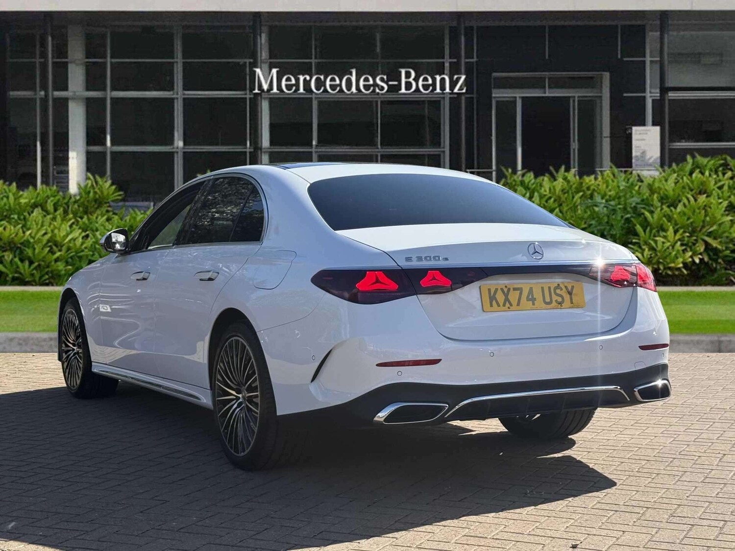 Used Mercedes-Benz E Class 2024 for sale - 75931055: Photo 9