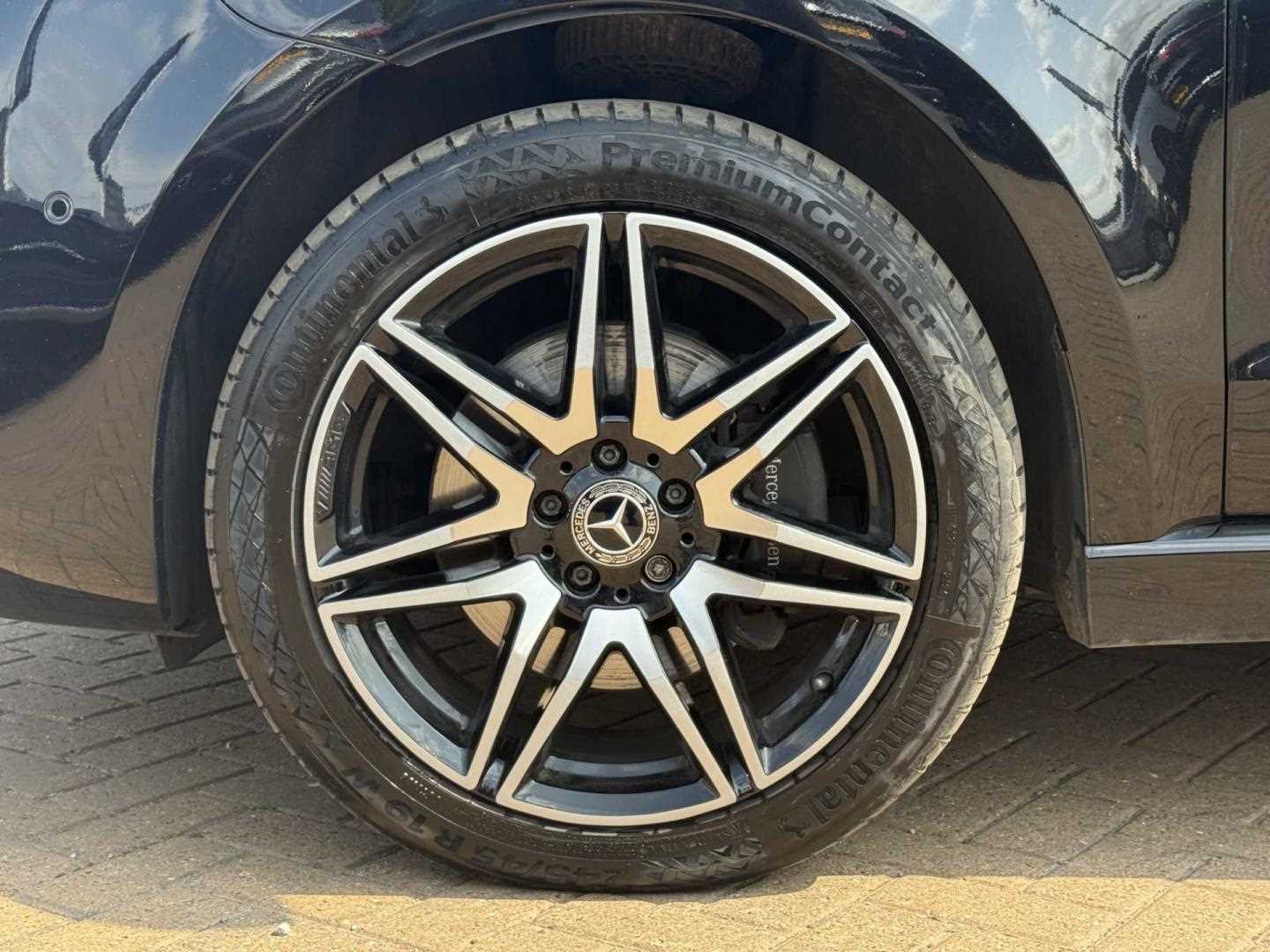 Used Mercedes-Benz V-Class 2023 for sale - 76230333: Photo 18