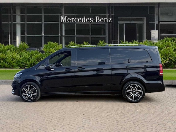 Used Mercedes-Benz V-Class 2023 for sale - 76230333: Photo 8