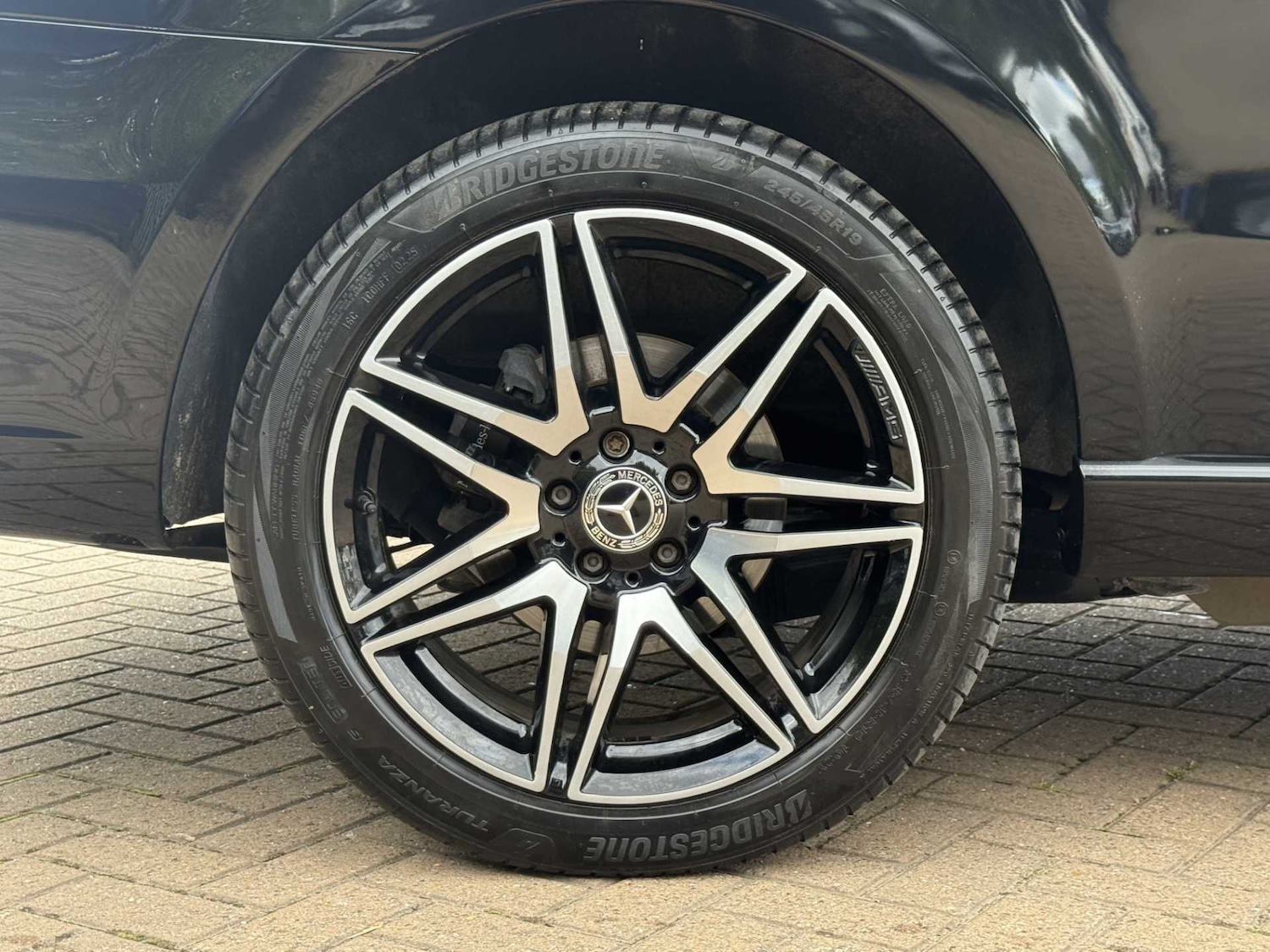 Used Mercedes-Benz V-Class 2023 for sale - 75968141: Photo 16