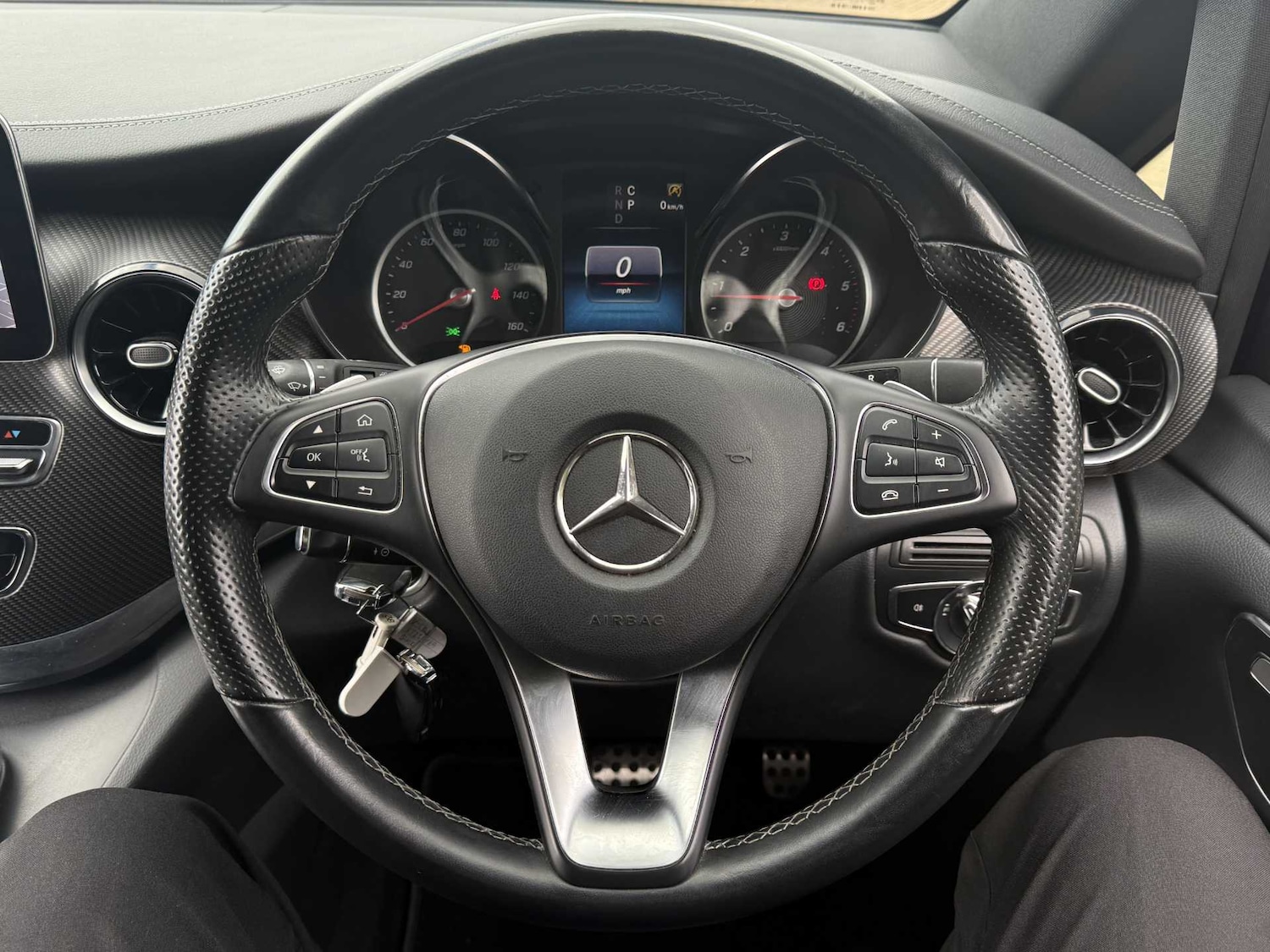 Used Mercedes-Benz V-Class 2023 for sale - 75968141: Photo 22