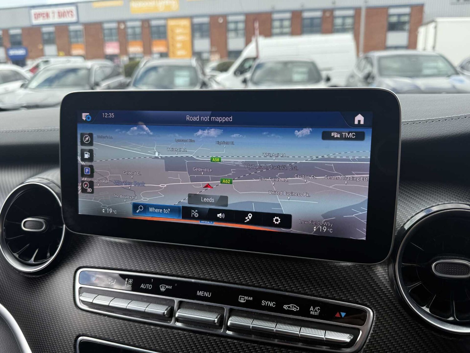 Used Mercedes-Benz V-Class 2023 for sale - 75968141: Photo 24