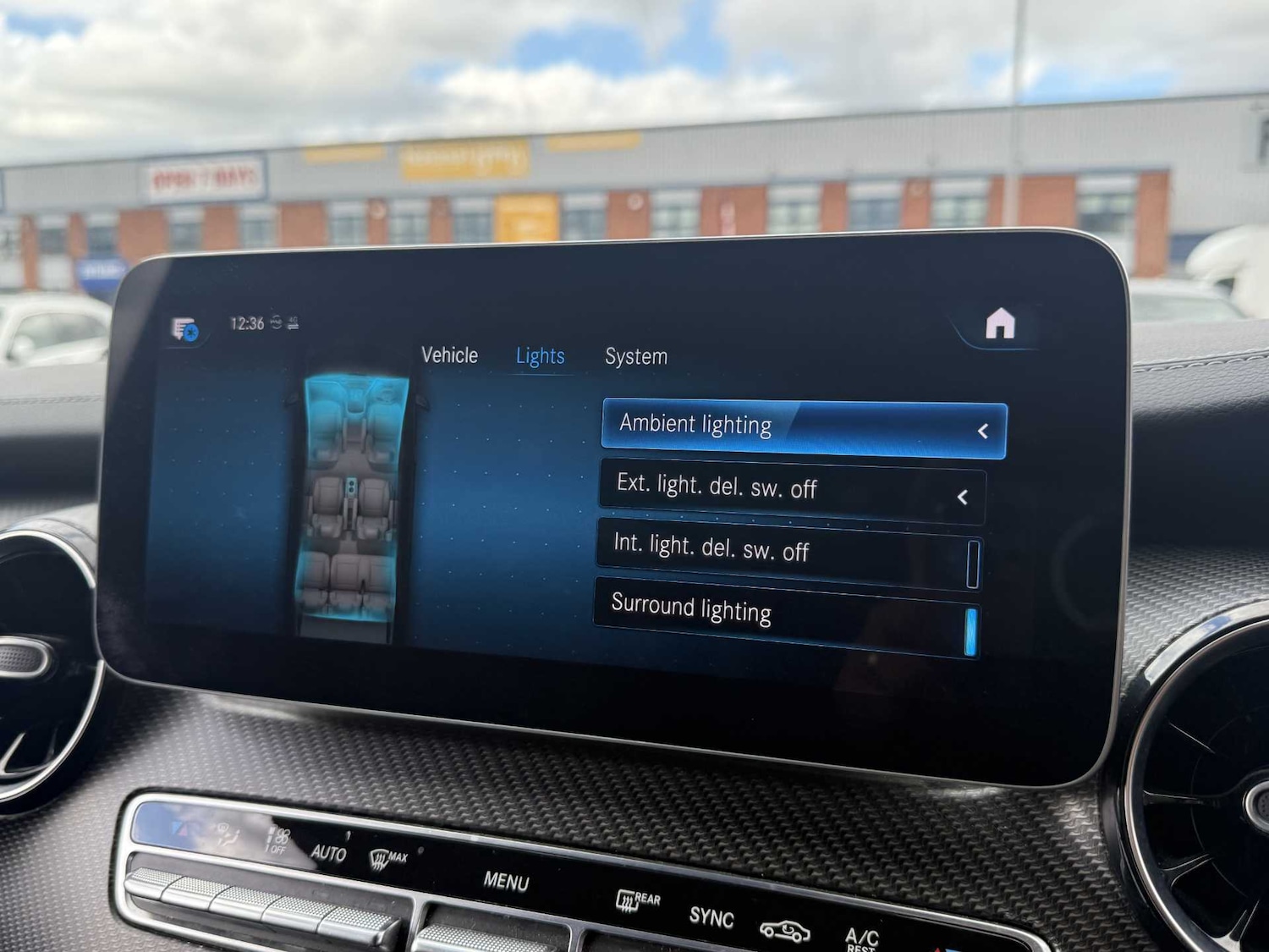 Used Mercedes-Benz V-Class 2023 for sale - 75968141: Photo 26