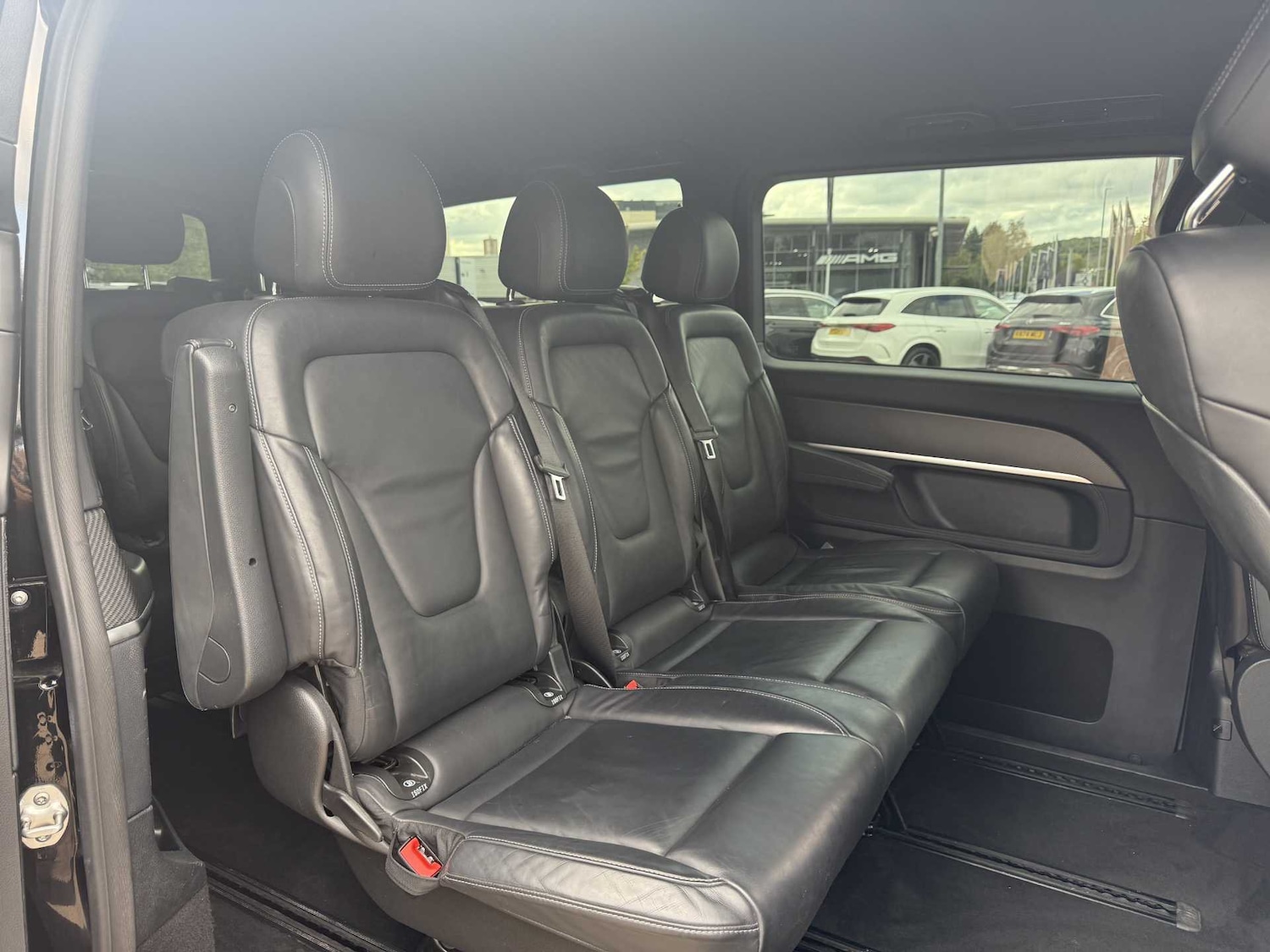 Used Mercedes-Benz V-Class 2023 for sale - 75968141: Photo 34