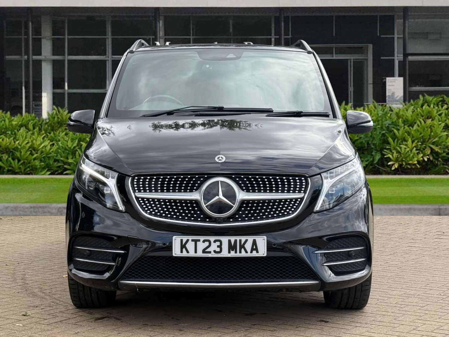 Used Mercedes-Benz V-Class 2023 for sale - 75968141: Photo 6