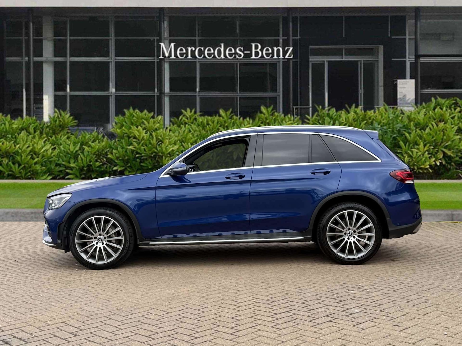 Used Mercedes-Benz GLC 2019 for sale - 76125708: Photo 8