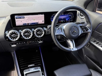 Used Mercedes-Benz EQA 2024 for sale - 75218118: Photo