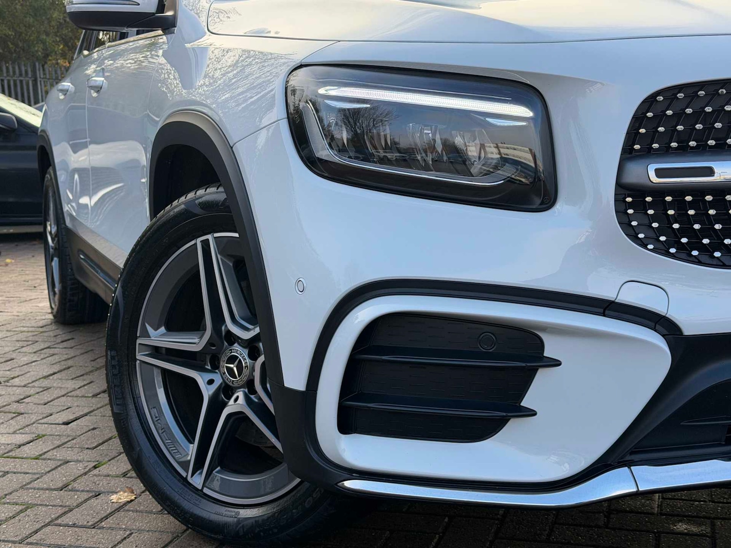 Used Mercedes-Benz GLB 2024 for sale - 76501794: Photo 3