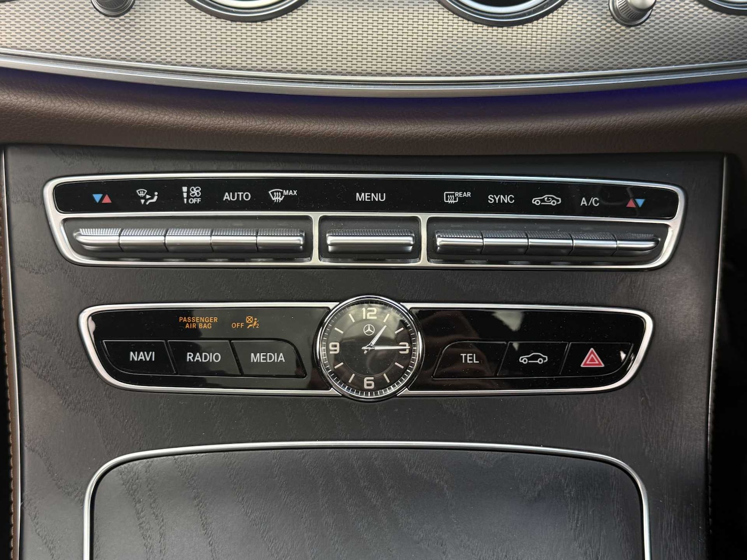 Used Mercedes-Benz E-Class 2018 for sale - 76075537: Photo 28
