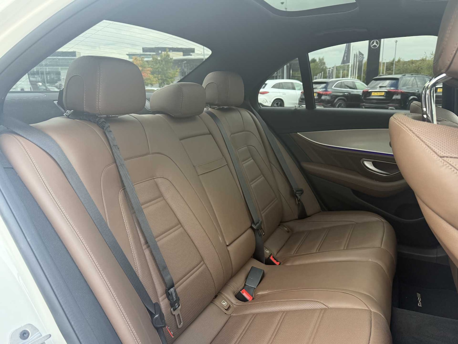 Used Mercedes-Benz E-Class 2018 for sale - 76075537: Photo 35