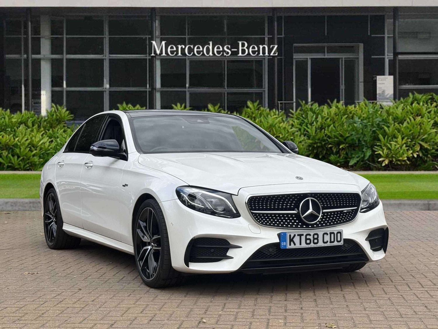 Used Mercedes-Benz E-Class 2018 for sale - 76075537: Photo 5
