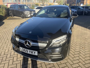 Used Mercedes-Benz C Class 2019 for sale - 76329235: Photo 2