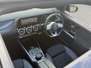 Used Mercedes-Benz B Class 2020 for sale - 77083076: Photo