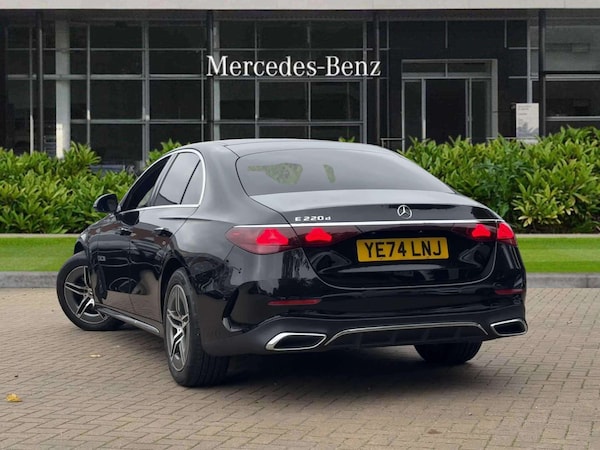 Used Mercedes-Benz E Class 2024 for sale - 76286365: Photo 2