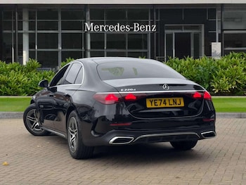 Used Mercedes-Benz E Class 2024 for sale - 76286365: Photo 2