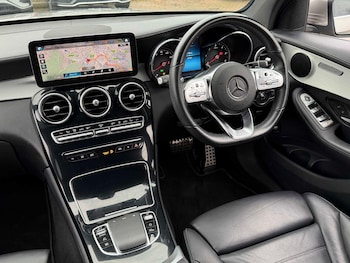 Used Mercedes-Benz GLC 2021 for sale - 77206325: Photo