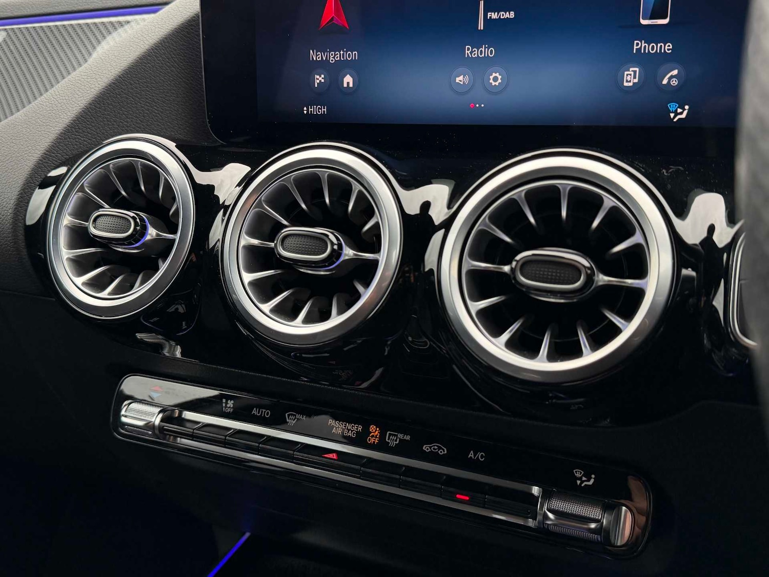 Used Mercedes-Benz GLA 2024 for sale - 77553034: Photo 30