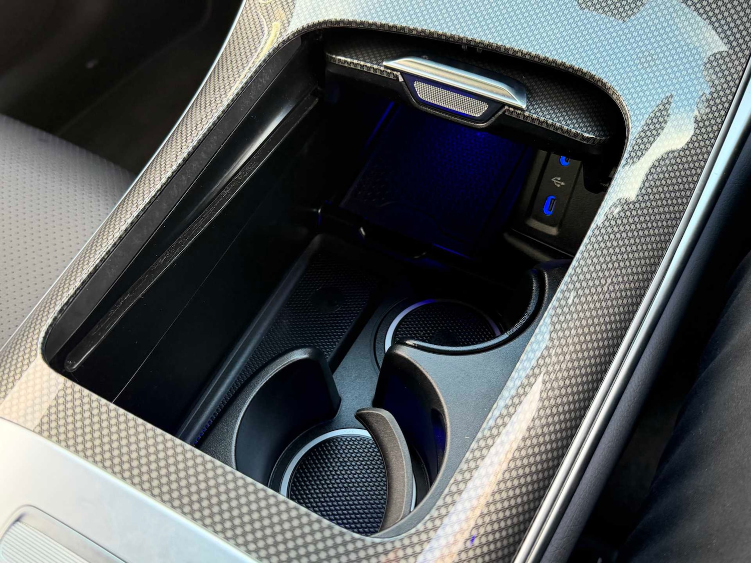 Used Mercedes-Benz GLC 2024 for sale - 76661857: Photo 31