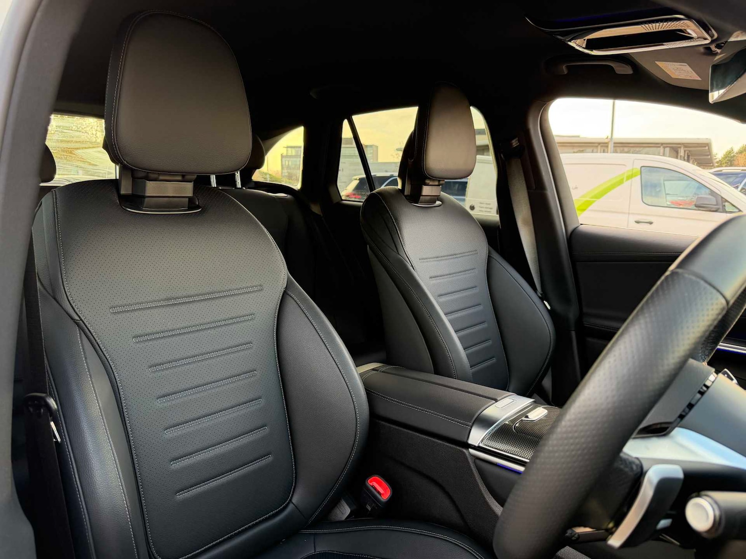 Used Mercedes-Benz GLC 2024 for sale - 76661857: Photo 34