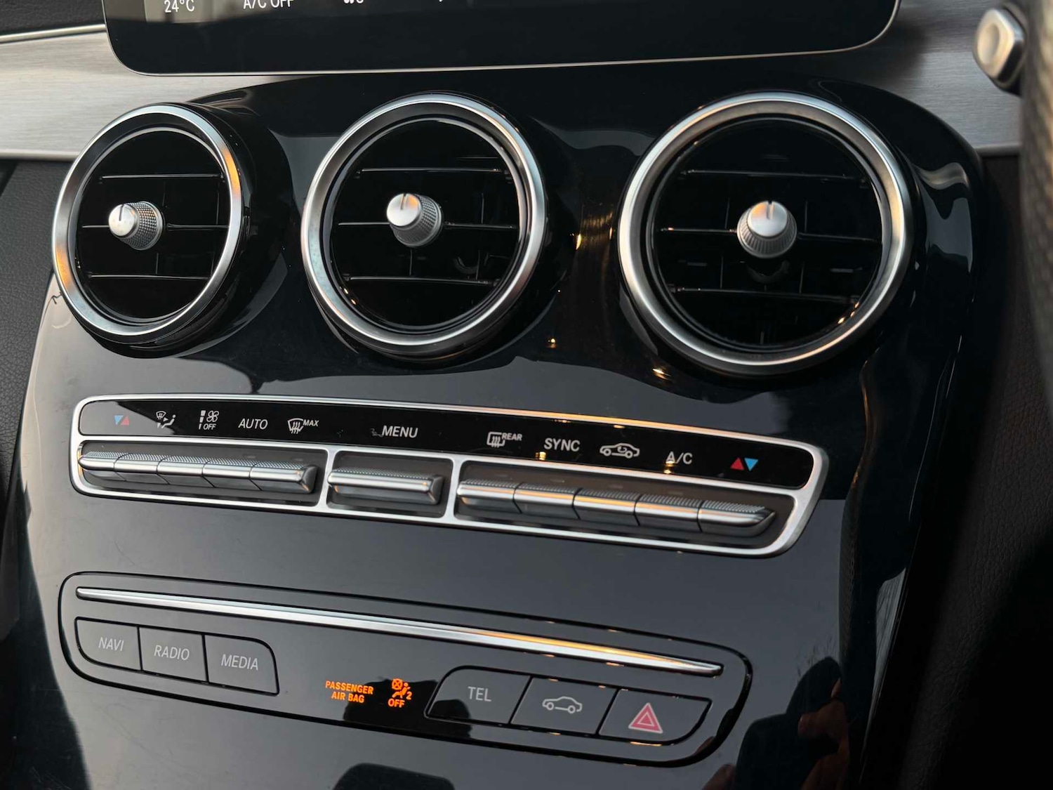 Used Mercedes-Benz C Class 2018 for sale - 77257372: Photo 28