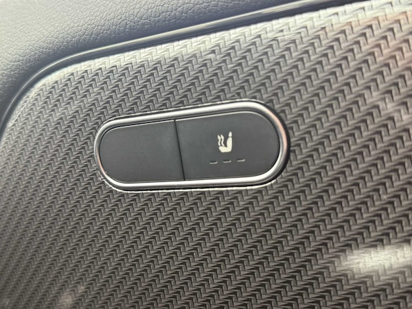 Used Mercedes-Benz GLA 2022 for sale - 76272082: Photo 30