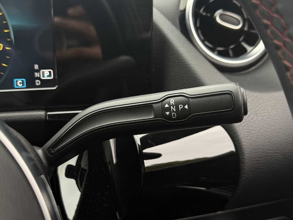 Used Mercedes-Benz GLA 2022 for sale - 76272082: Photo 32