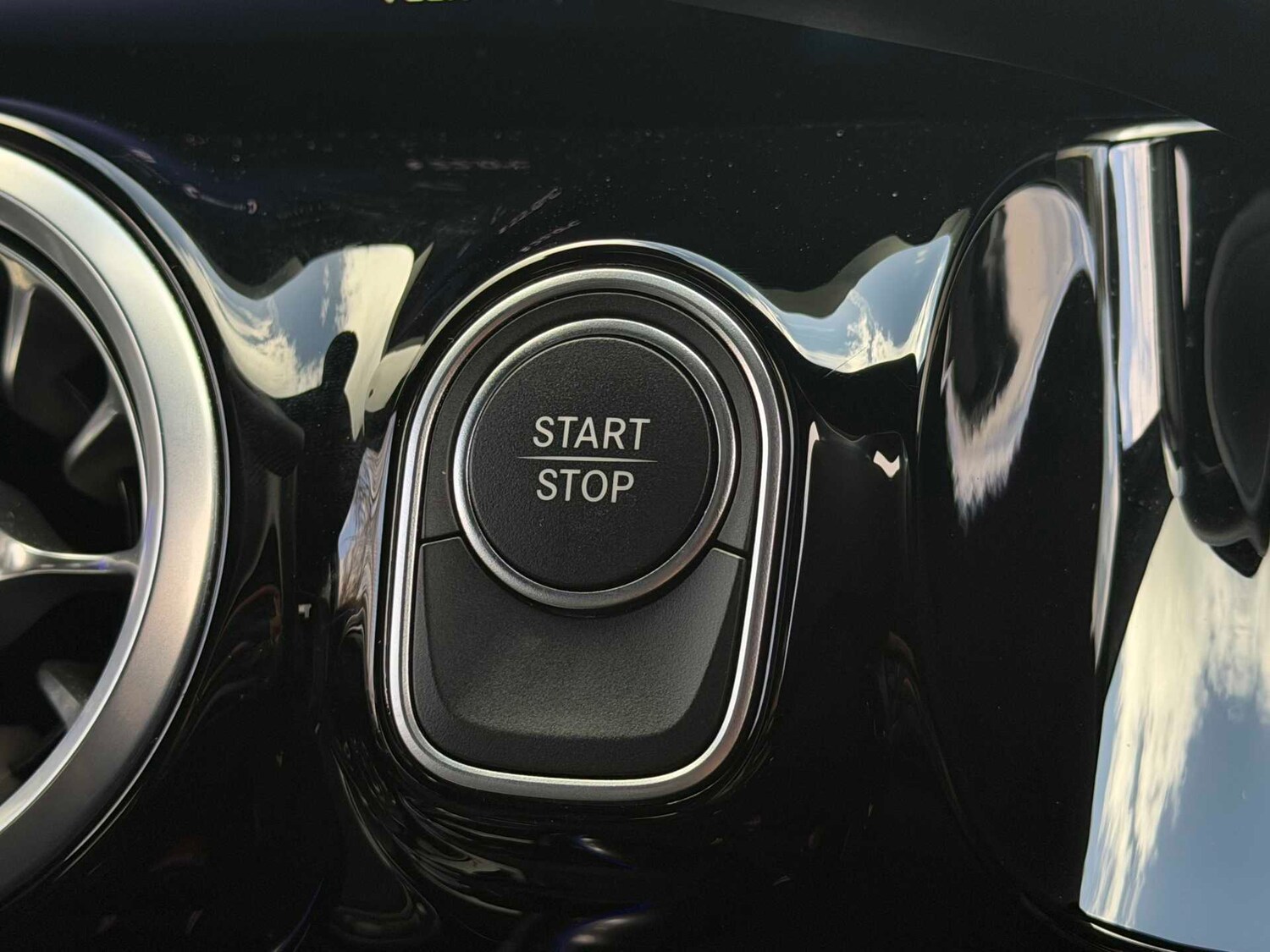 Used Mercedes-Benz EQA 2024 for sale - 77500244: Photo 32