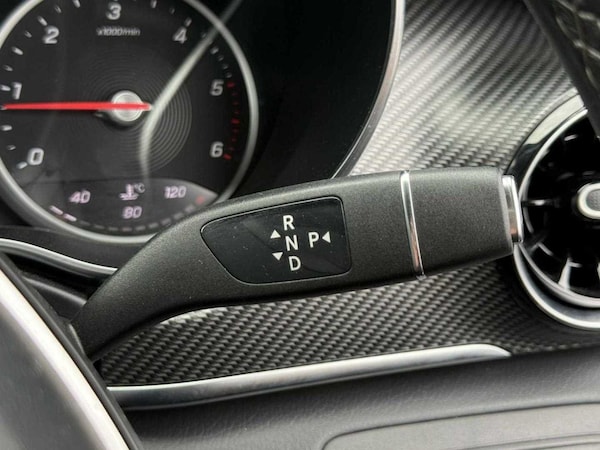 Used Mercedes-Benz V-Class 2023 for sale - 76230473: Photo 32
