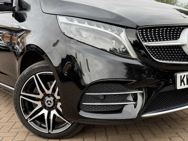 Used Mercedes-Benz V-Class 2023 for sale - 76230473: Photo 3