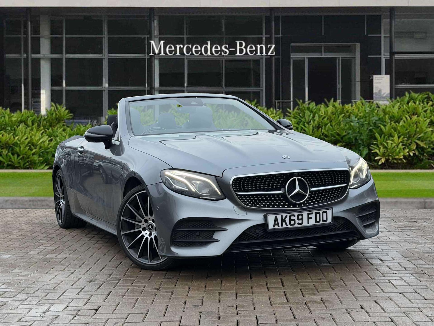 Used Mercedes-Benz E Class 2020 for sale - 76842921: Photo 1