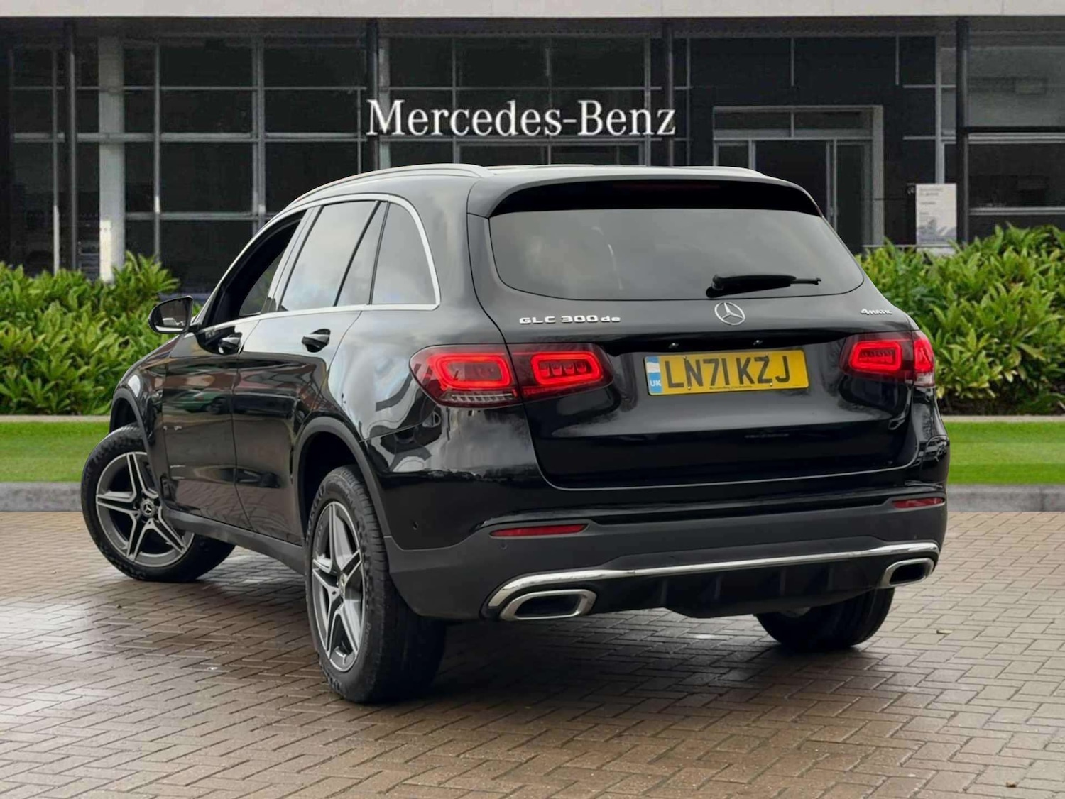 Used Mercedes-Benz GLC 2021 for sale - 77206389: Photo 2