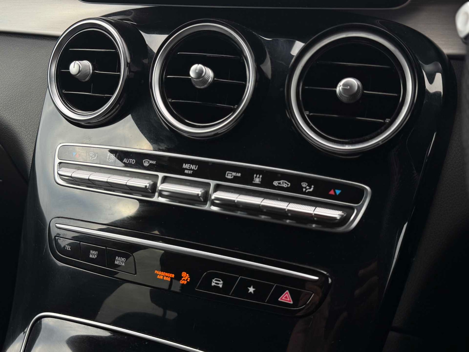 Used Mercedes-Benz GLC 2021 for sale - 77206389: Photo 28