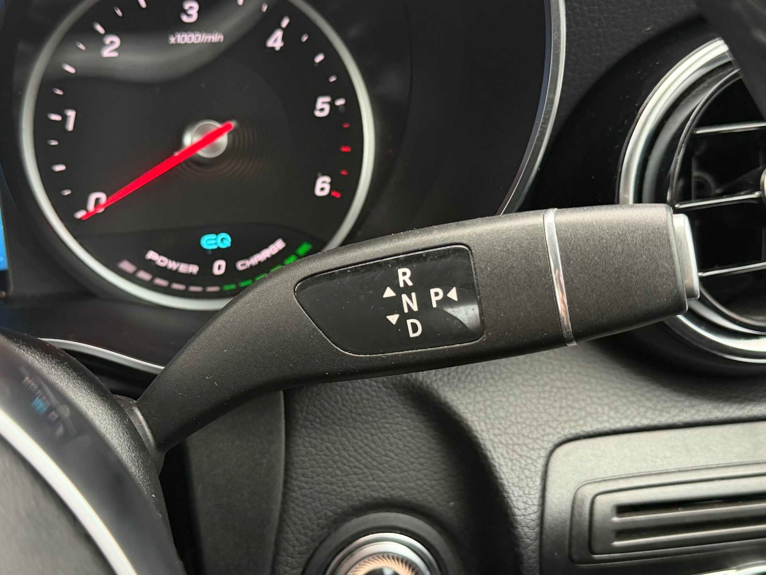 Used Mercedes-Benz GLC 2021 for sale - 77206389: Photo 32