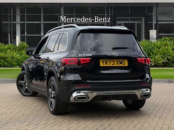 Used Mercedes-Benz GLB 2023 for sale - 76096549: Photo 2