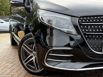 Used Mercedes-Benz V-Class 2025 for sale - 76373822: Photo