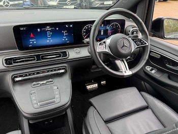 Used Mercedes-Benz V-Class 2025 for sale - 76373822: Photo