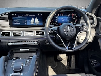 Used Mercedes-Benz GLE 2025 for sale - 77913723: Photo