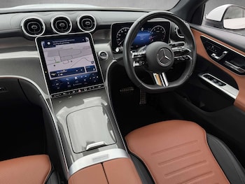 Used Mercedes-Benz GLC 2024 for sale - 77914057: Photo