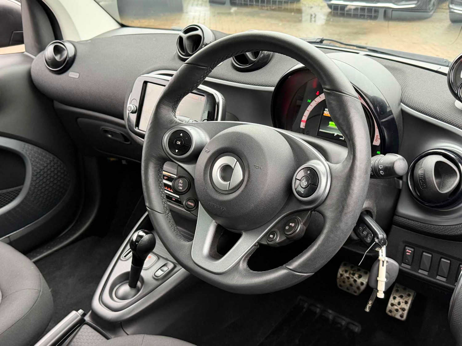 Used smart fortwo 2021 for sale - 77206405: Photo 4