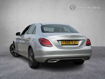 Used Mercedes-Benz C Class 2019 for sale - 77856988: Photo