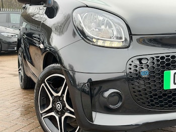 Used smart fortwo 2023 for sale - 77206346: Photo