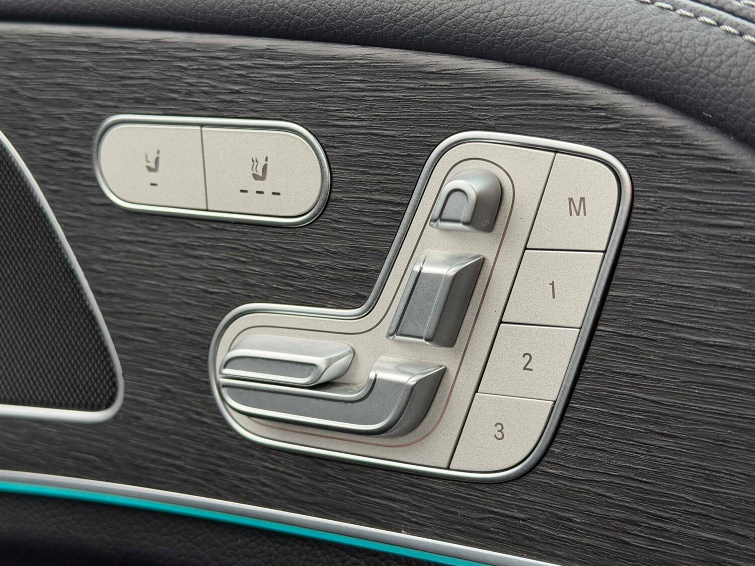 Used Mercedes-Benz GLE 2021 for sale - 77500371: Photo 32