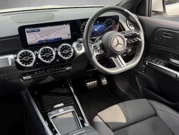 Used Mercedes-Benz GLB 2025 for sale - 78893661: Photo
