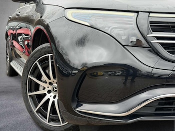 Used Mercedes-Benz EQC 2023 for sale - 77527110: Photo