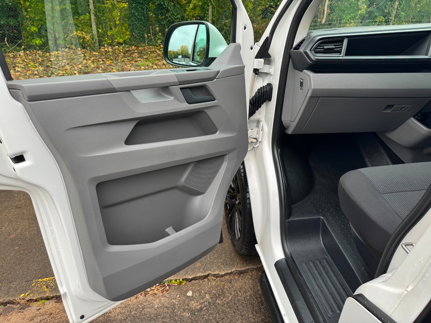 Used Volkswagen Transporter 2024 for sale - 76418646: Photo 14